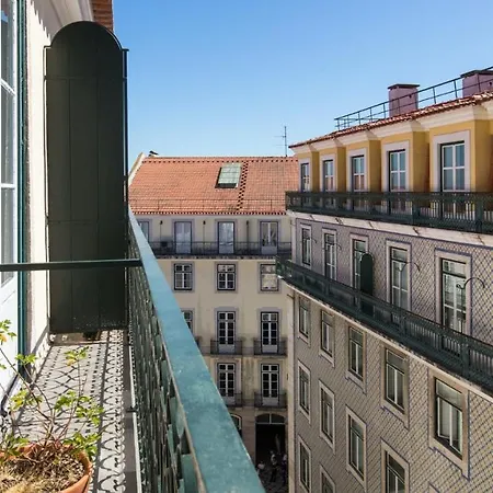 Plum Guide - Hunter Apartamento Lisboa